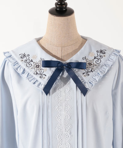 Ice Crystal Embroidery Blouse