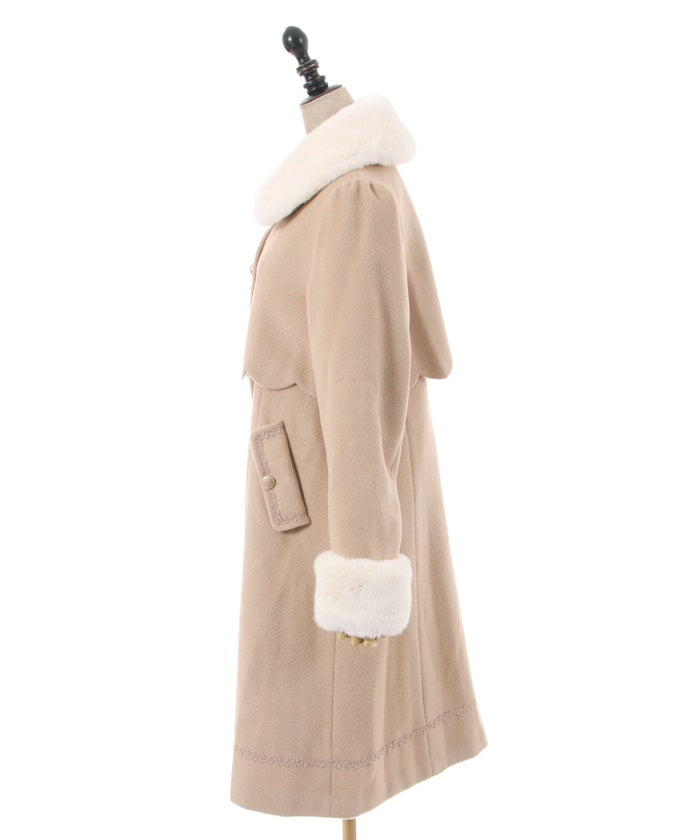 Fur Collar Scalloped Coat (Pre-order)