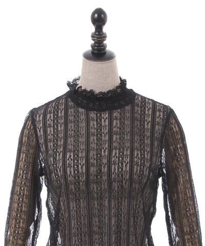 Vertical Patterned Lace Pullover