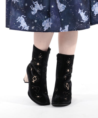 Celestial Motif Embroidery Velour Boots