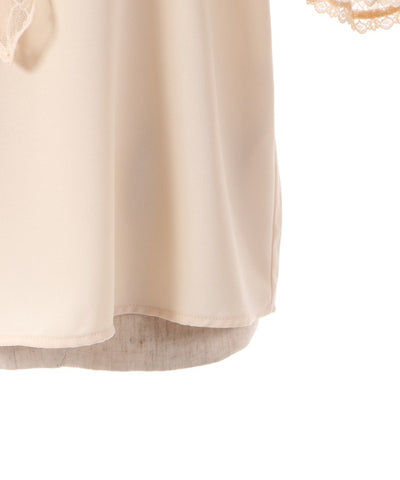 Yoke Panel Short-Sleeved Blouse