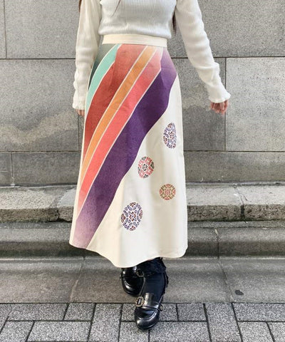 Gradient Stripes & Fusenryou Embroidery Skirt